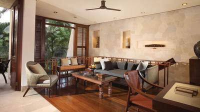 1-Bedroom Duplex Suite