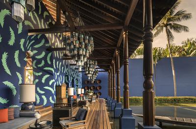 Reception & Lobby