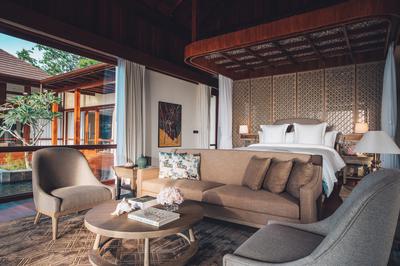 Imperial Five-Bedroom Beach Villa with Pools