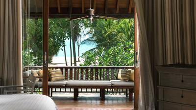Partial Sea-View Upper Floor
