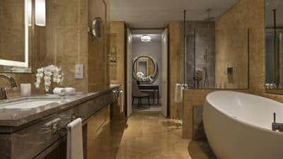 1-Bedroom Governor Suite