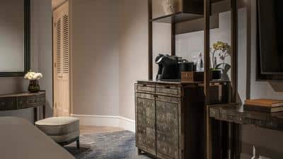 Premier Room