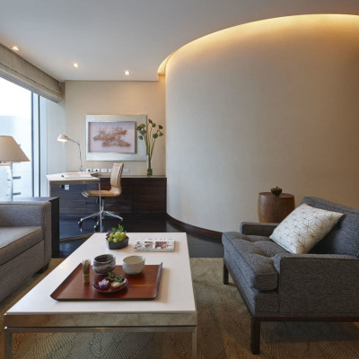 Deluxe One-Bedroom Suite