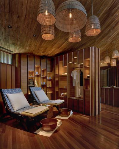 Nail Bar