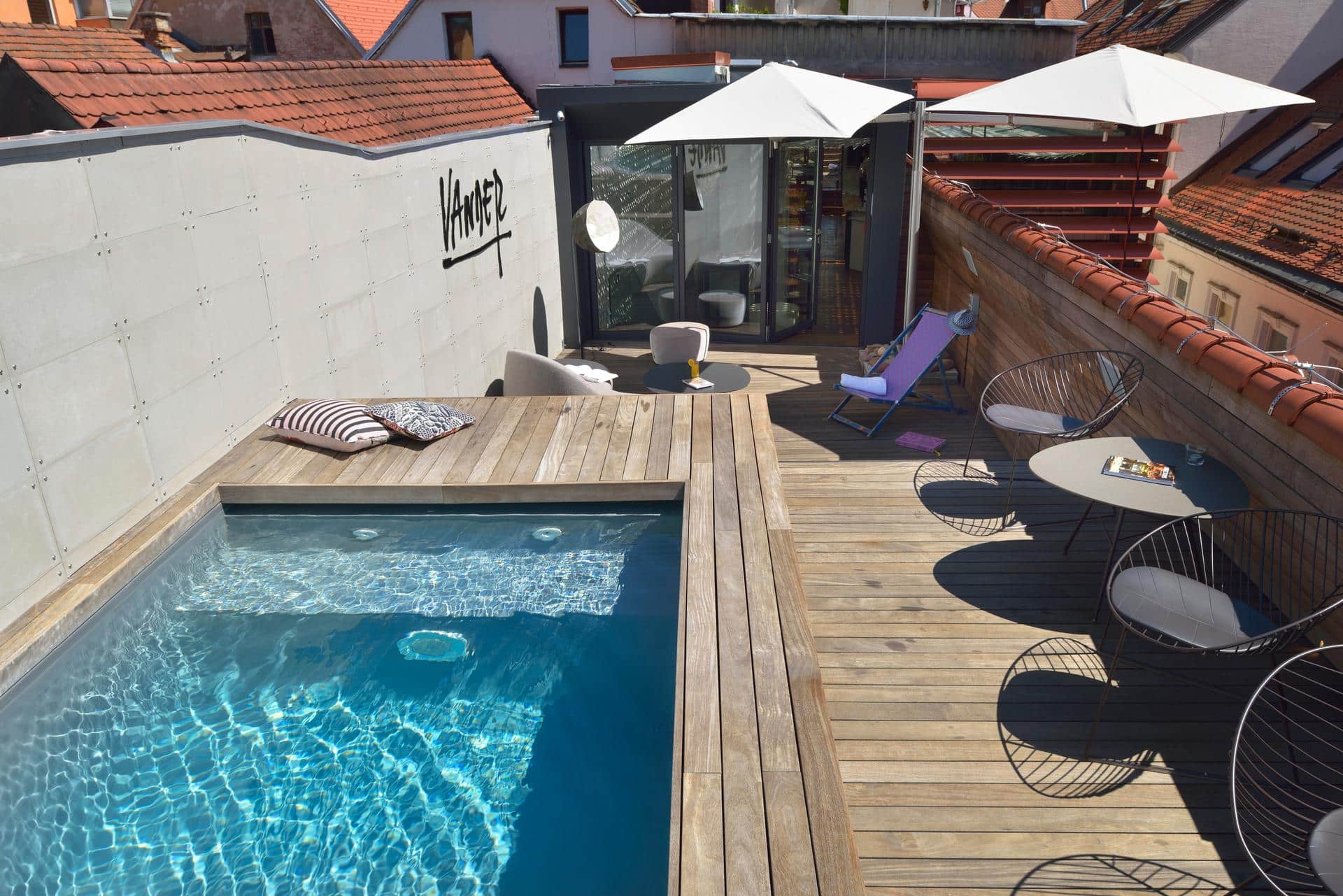 Vander Urbani Resort