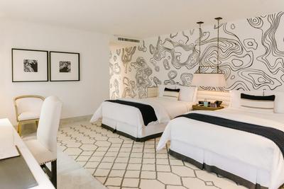 Junior Suite Queen Size Beds