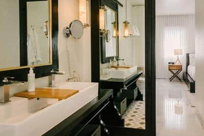 Junior Suite One King