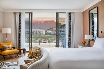 Marina Table Mountain Room