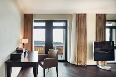 Grand Junior Suite