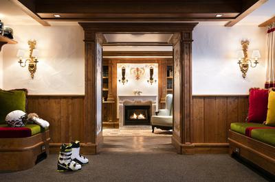 The Ski Lounge