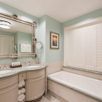 The Henderson, A Salamander Beach & Spa Resort image