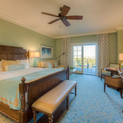 The Henderson, A Salamander Beach & Spa Resort image