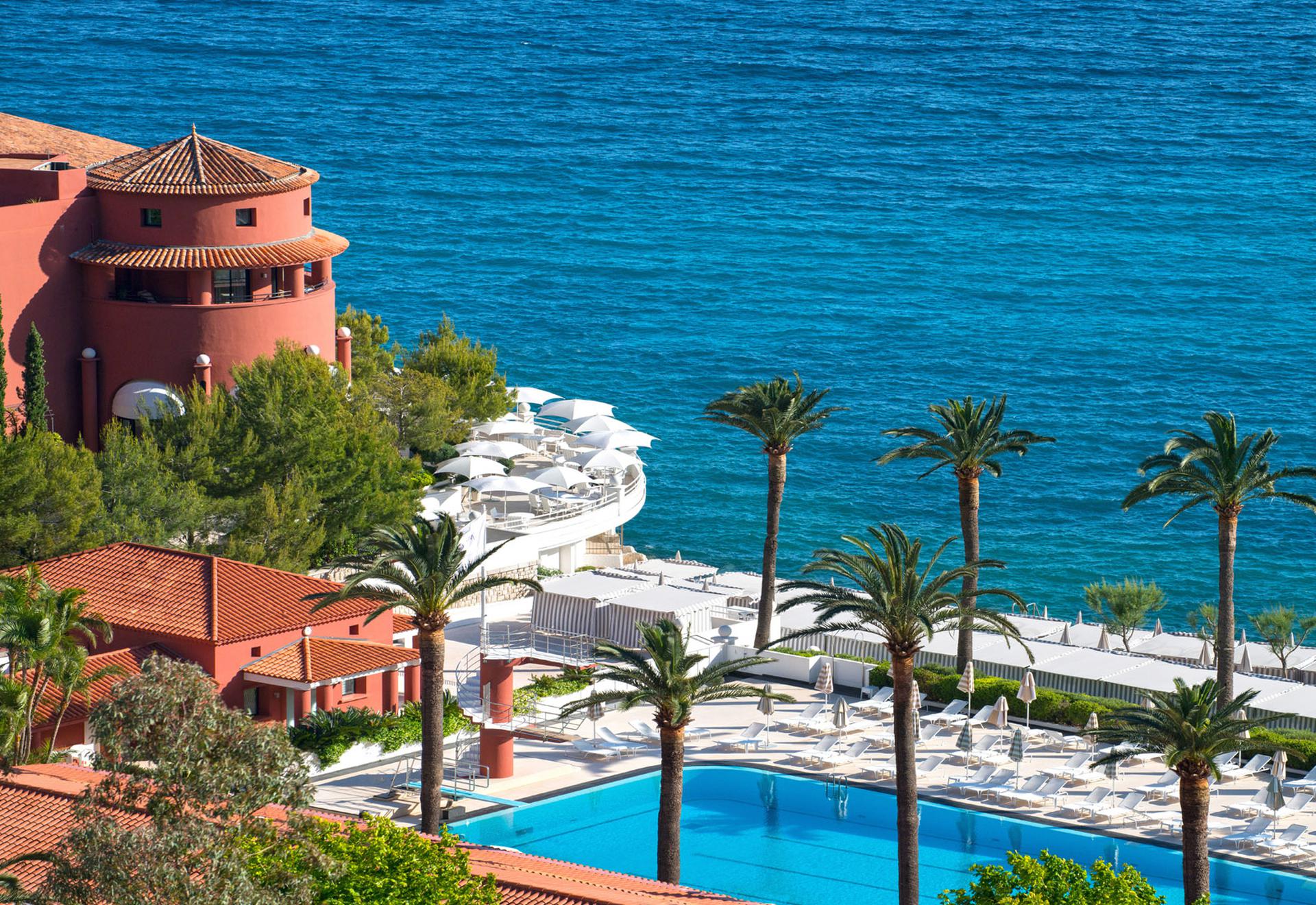 Monte-Carlo Beach Hotel