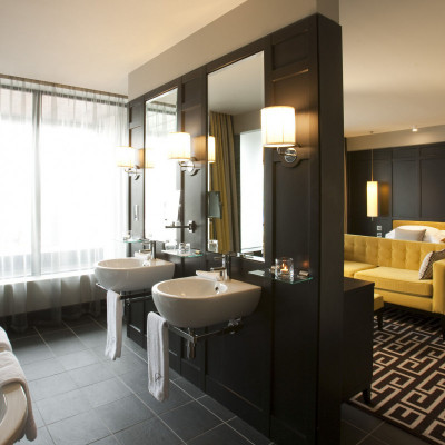 The Fitzwilliam Hotel Belfast image
