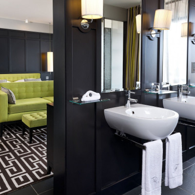 The Fitzwilliam Hotel Belfast image