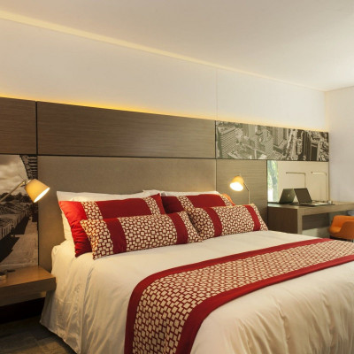 Ek Hotel image