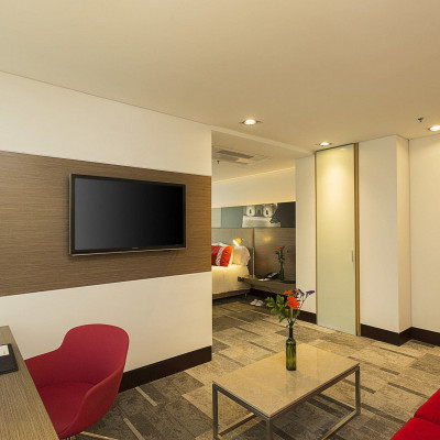 Ek Hotel image