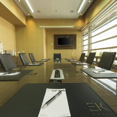 Ek Hotel image