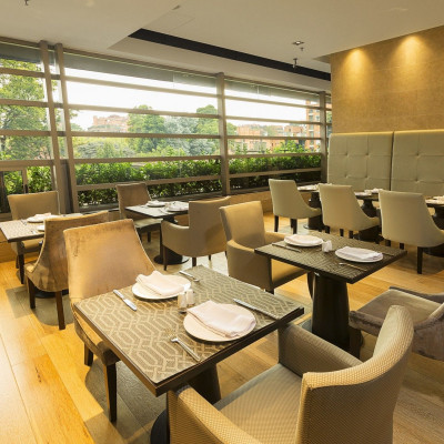 Ek Hotel image