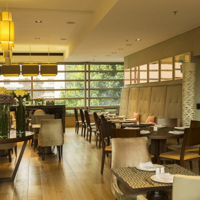 Ek Hotel image