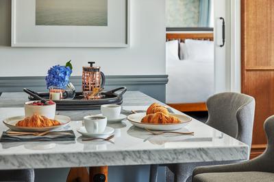 Grand One Bedroom Suite