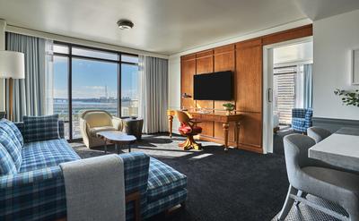 Grand One Bedroom Suite
