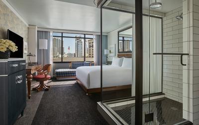 Superior King Room
