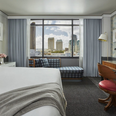 Grand One Bedroom Suite