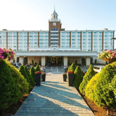 The Garden City Hotel image