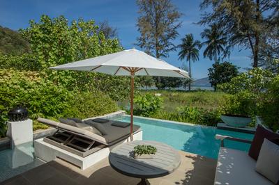 Lagoon Pool Pavilion