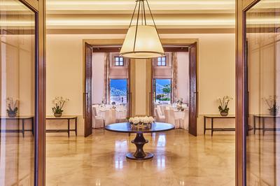 Ballroom Foyer Entrance