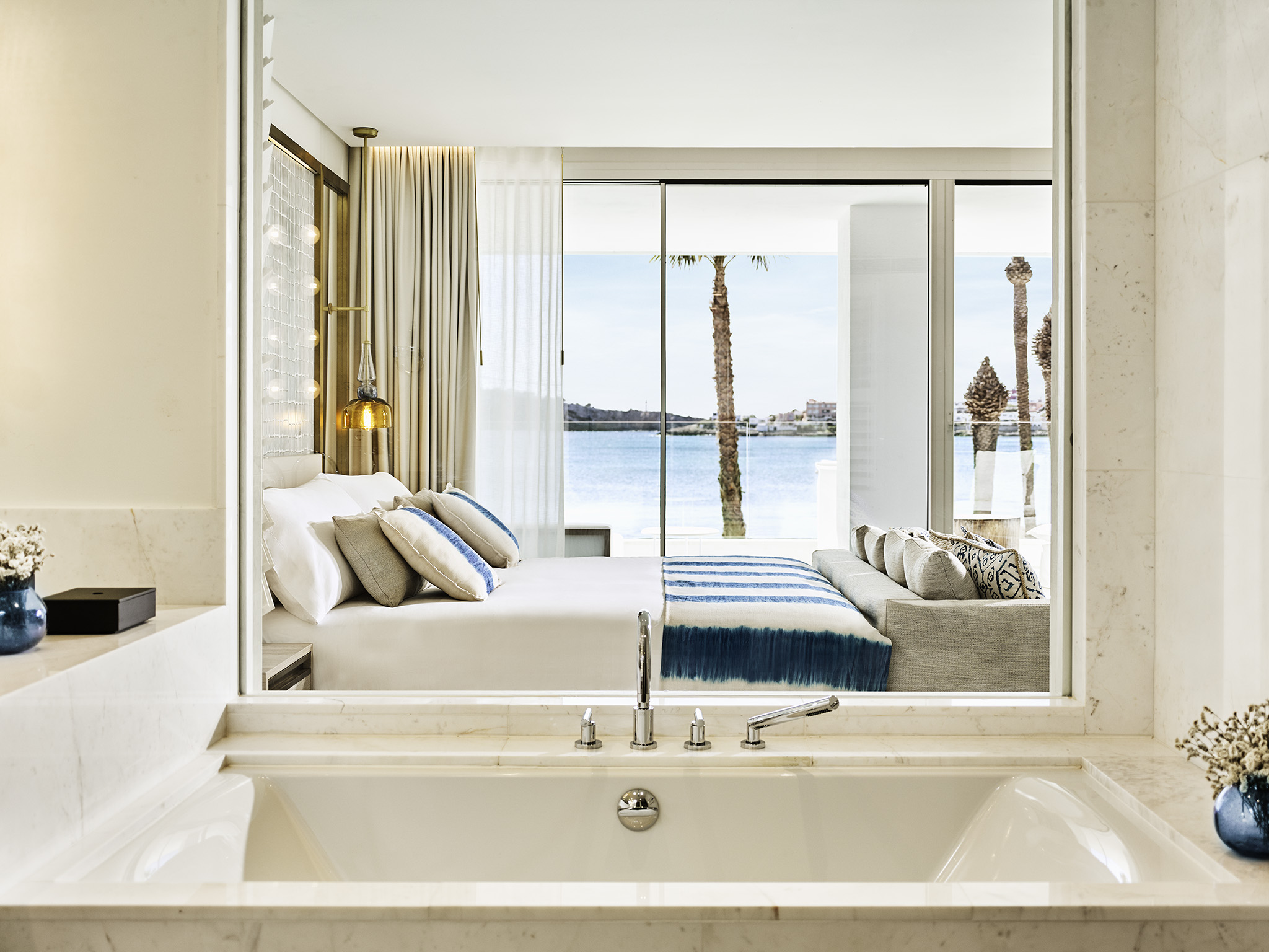 Deluxe Junior Suite Sea View