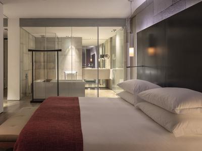 Mamilla Family Suite