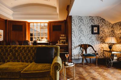 Lutyens Suite