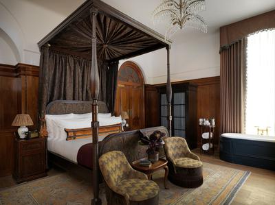 Grand Heritage Room