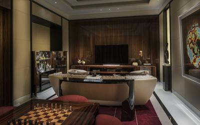 Penthouse Suite