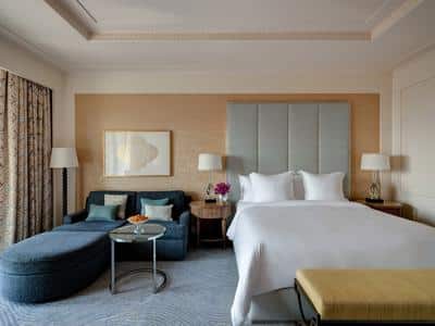 Premier Skyline Room