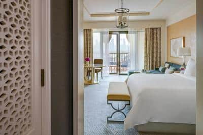 Premier Skyline Room