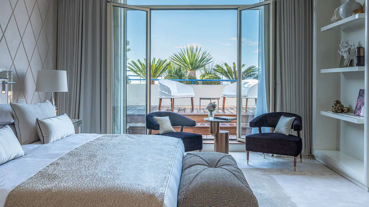 Penthouse Suite