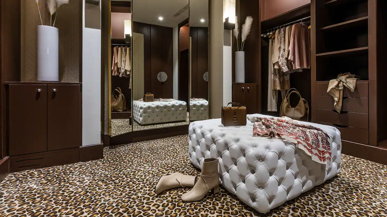 Penthouse Suite