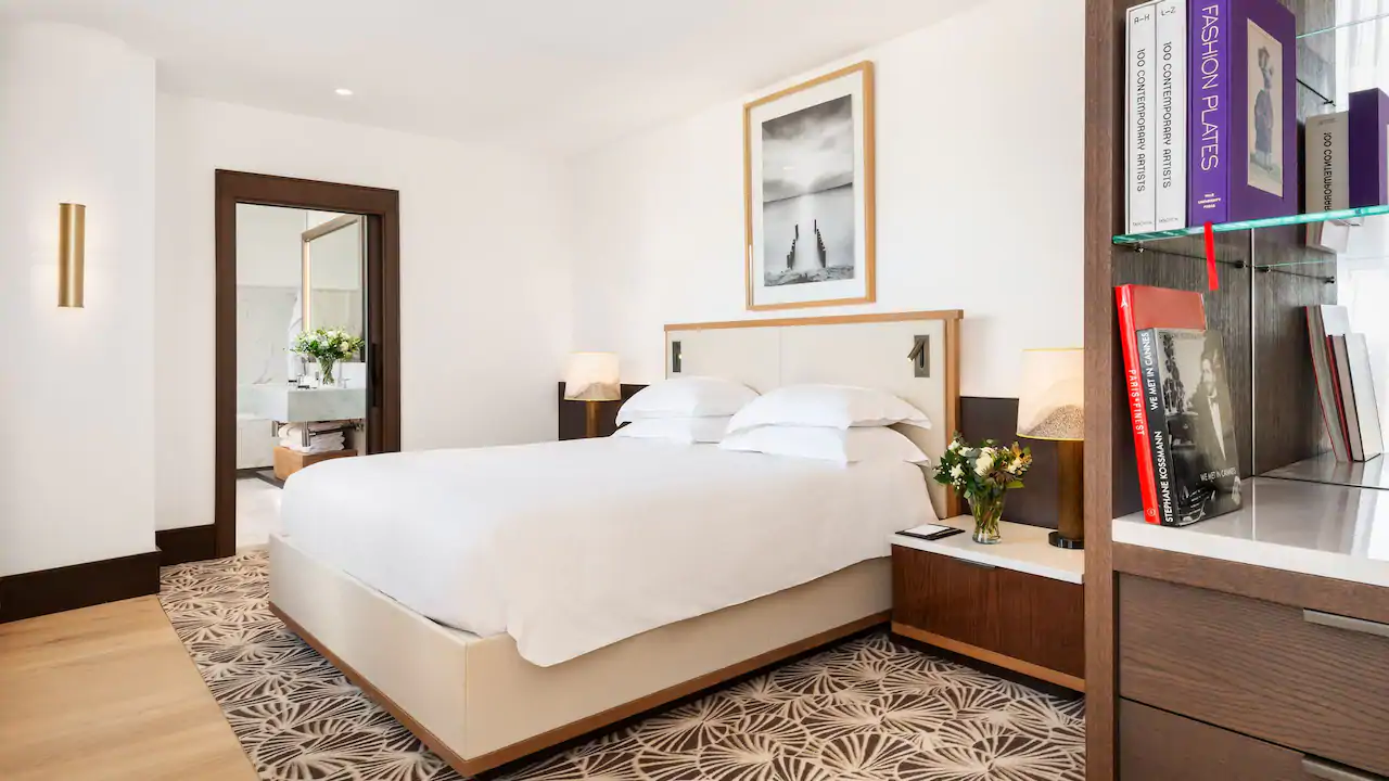 Parisian Suite