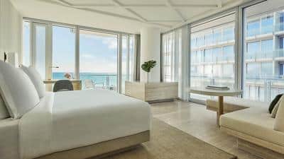Ocean-View Corner Room