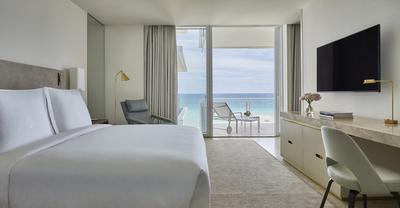 Oceanfront 1-Bedroom Suite