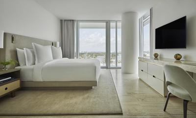 Bay View 2-Bedroom Suite