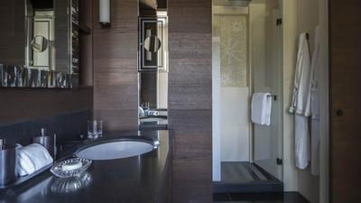 Prestige Room