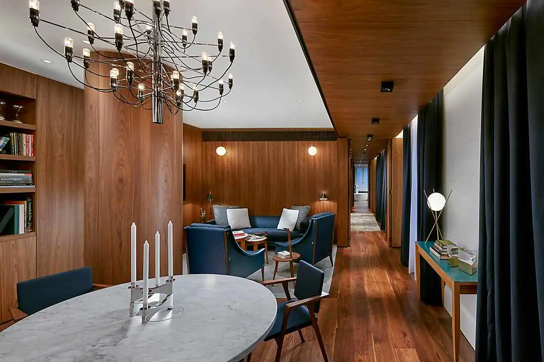 Premier Suite