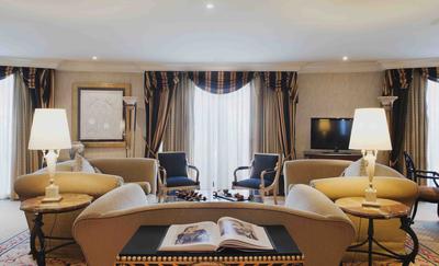 Picasso Luxury Suite