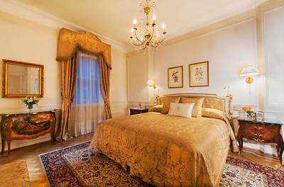 Governor Executive Suite