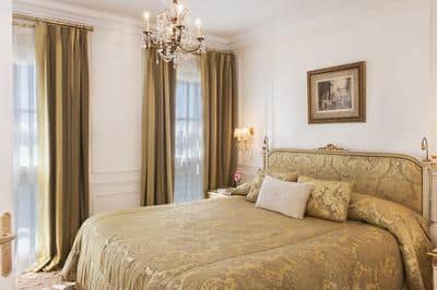 Prestige Deluxe Suite