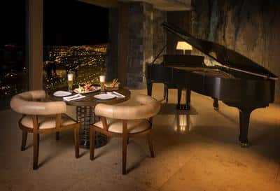 Lobby Bar - Piano